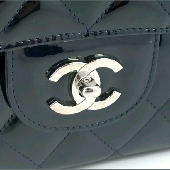 🆕👜 CHANEL Mobile Art (Karl Lagarfeld) Jumbo Flap - Picture 7 of 8